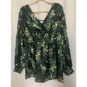 Torrid Womens Size 2 2x Green Flowy‎ Boho Blouse
